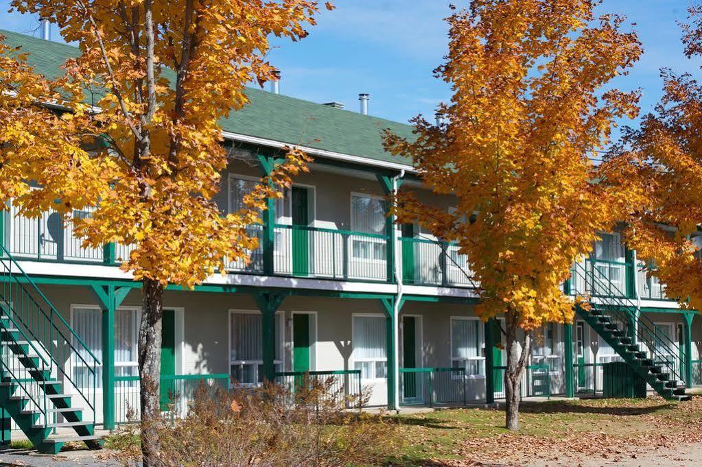 Floribell Station Touristique Hotel Trois-Rivières Exterior foto